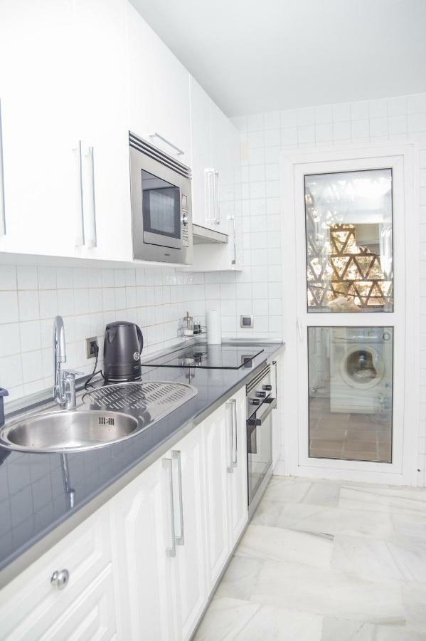 1Br Beachfront Complex - Mi Capricho Sitio de Calahonda Eksteriør bilde