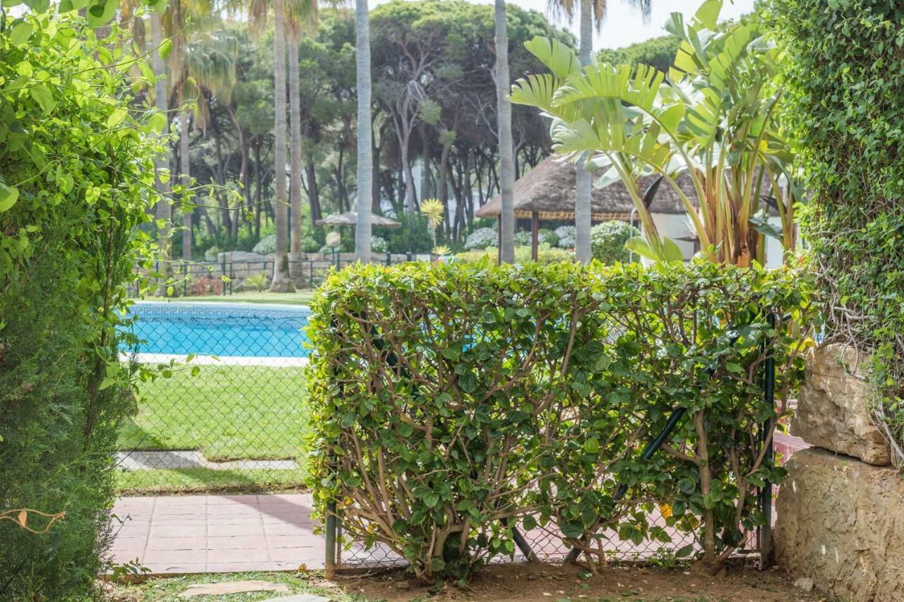 1Br Beachfront Complex - Mi Capricho Sitio de Calahonda Eksteriør bilde